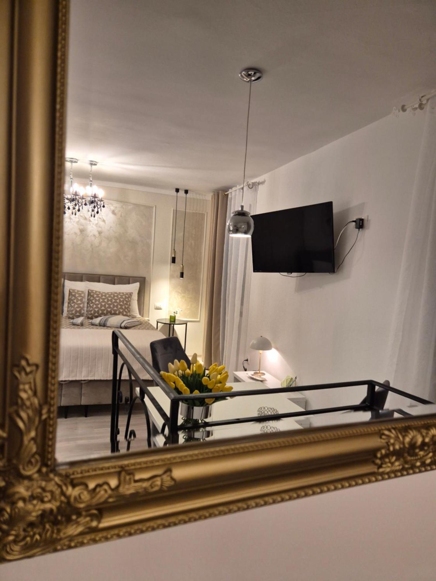 Studio Apartment Lily Rovinj Exteriör bild